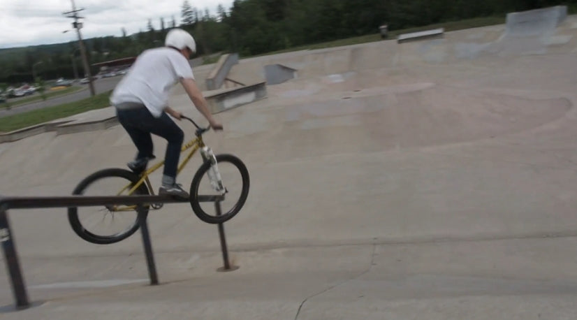 Elliot Andal Summer 2015 Video