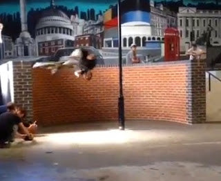 Kriss Kyle Curved Wallride to Barrel Roll