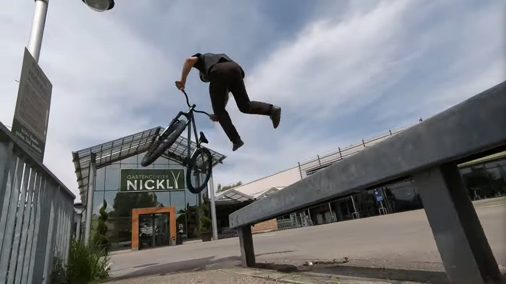 Video: For The Boys by Simoncelli